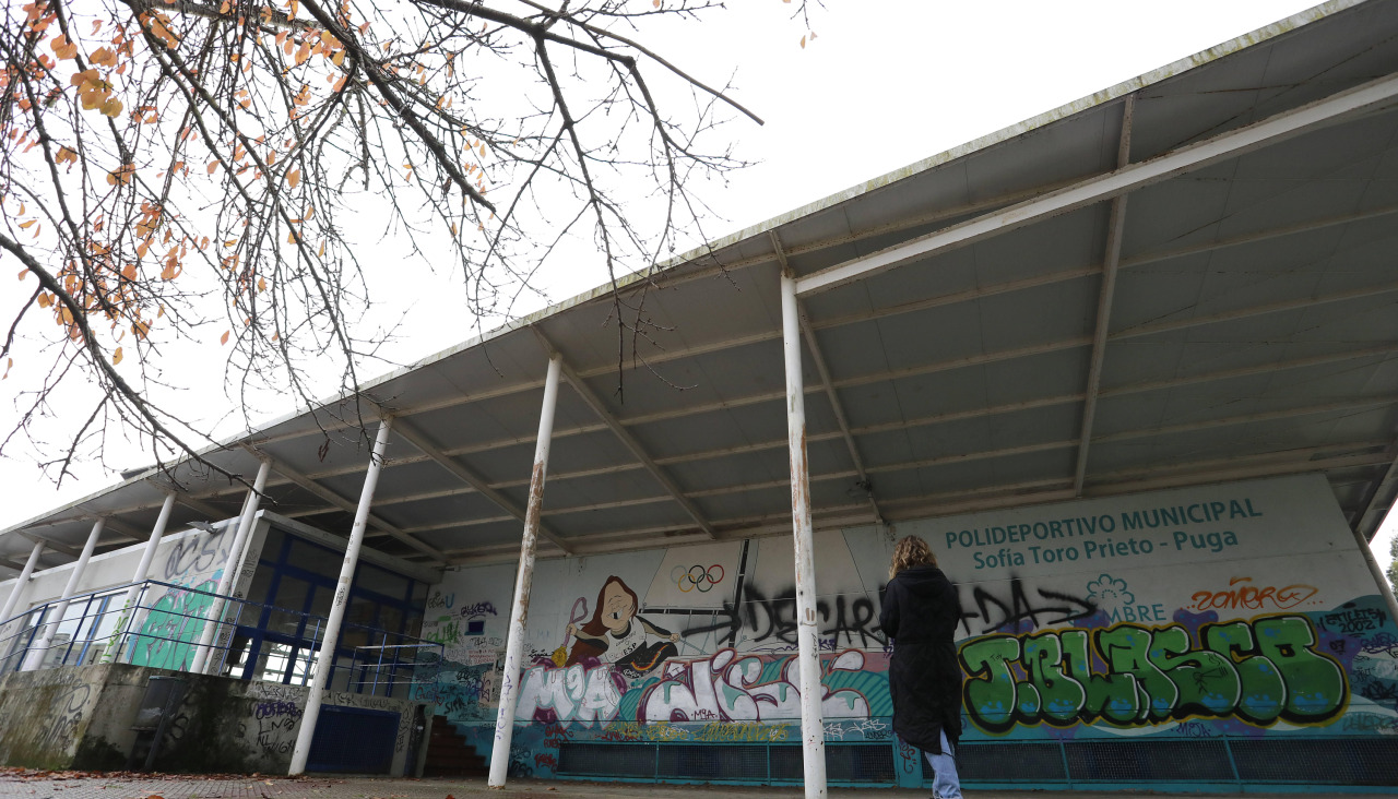 Exterior del Polideportivo Municipal Sofía Toro
