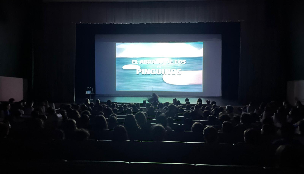Los alumnos, durante una de las proyecciones en el Ágora