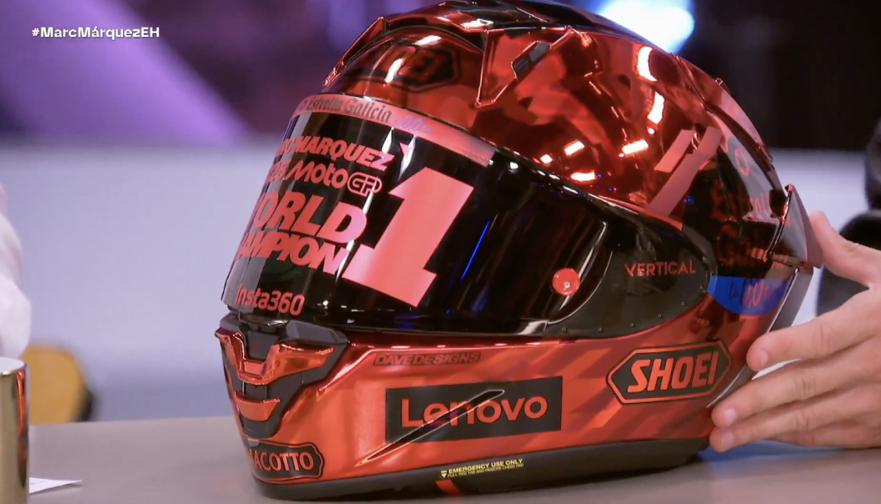 Los 93 cascos de la edición especial han sido pintados a mano