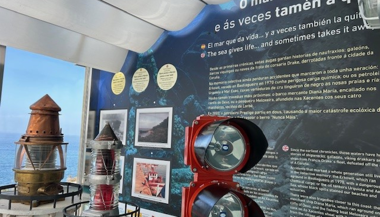 Paneles informativos en el Aula del Mar