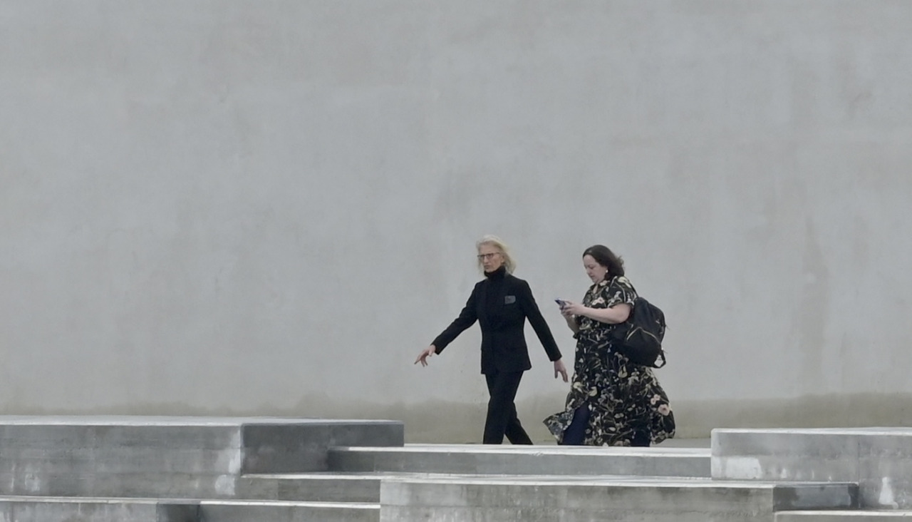 Annie Leibovitz, tras la visita institucional a su exposición en el espacio portuario de la Fundación MOP