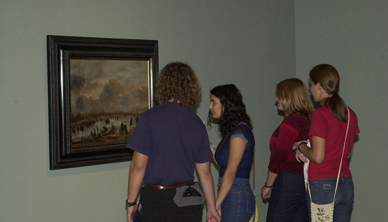 Escolares, en 2000, en la exposición de la Fundación Thyssen en Belas Artes