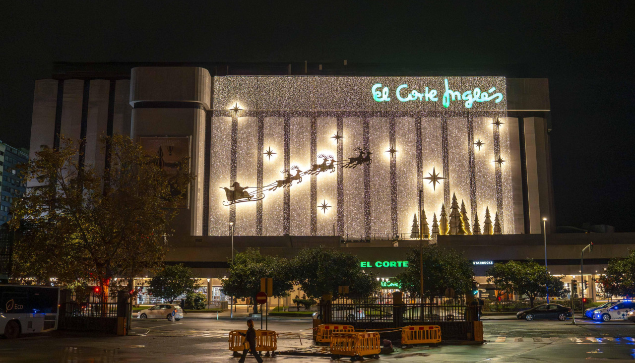 El Corte Inglés enciende sus luces de Navidad