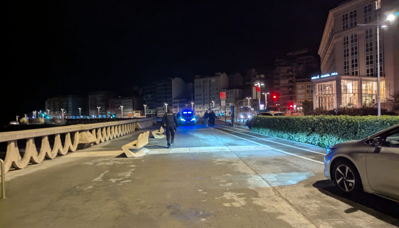 Los policías lograron detener al "fugitivo" en el Paseo Marítimo