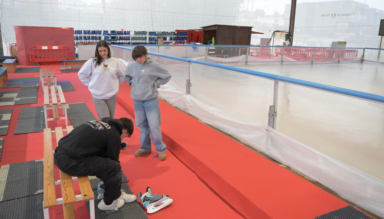 Pista de hielo en Oleiros