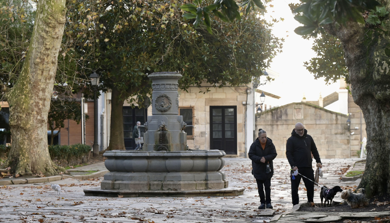 La fuente de la plaza de Azcárraga, sin su estatua