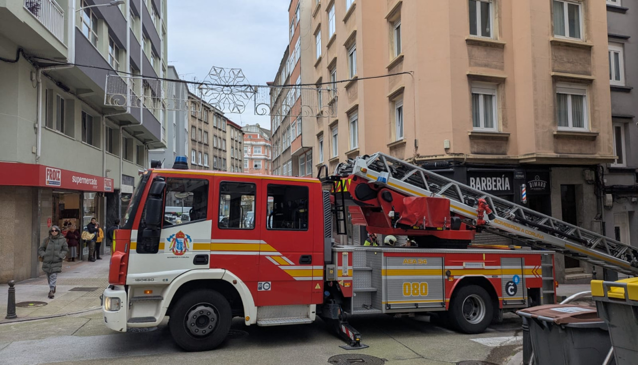 Bomberos en Médico Durán