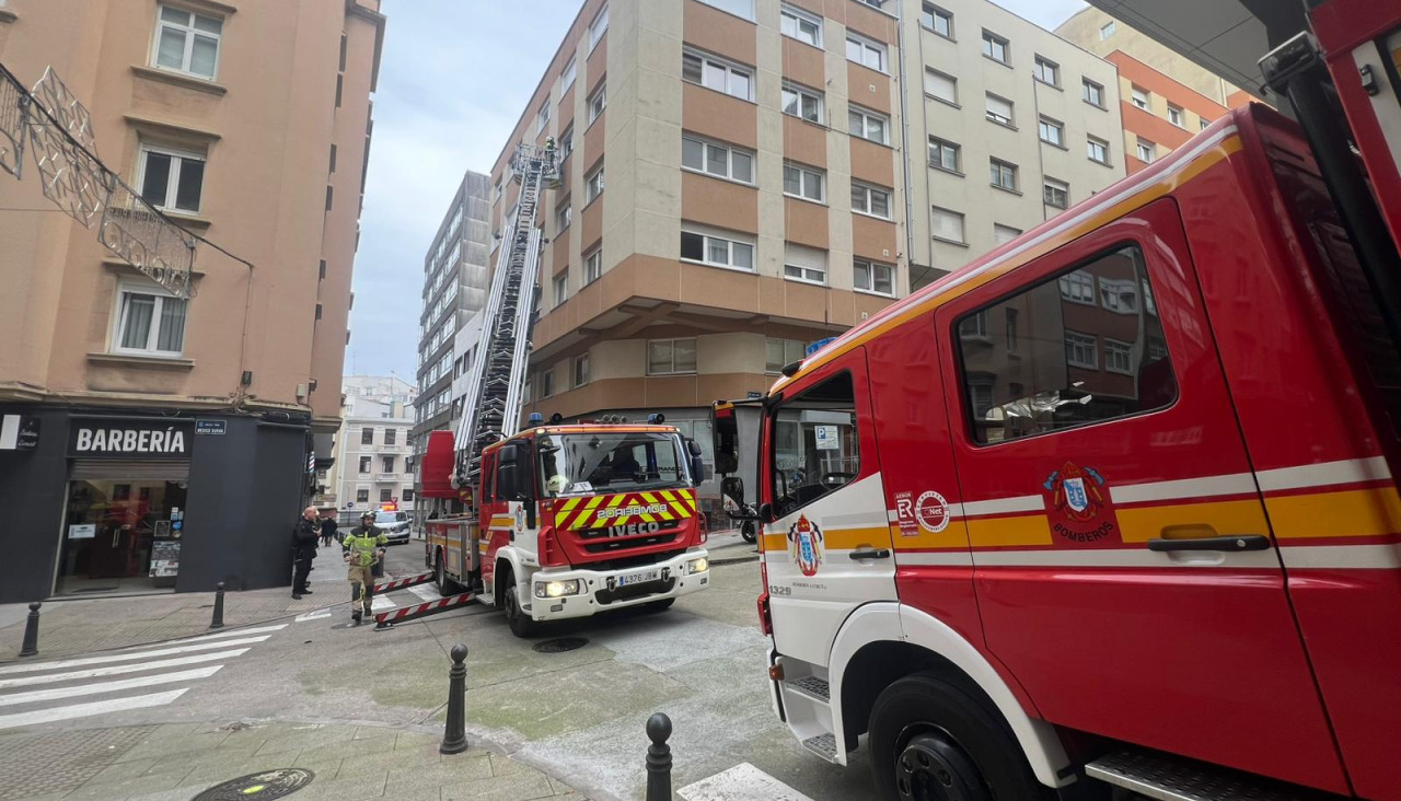 Bomberos en Médico Durán