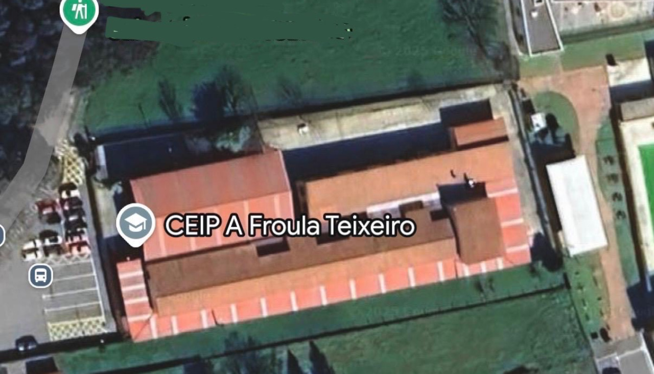 Vista aérea del CEIP de Curtis