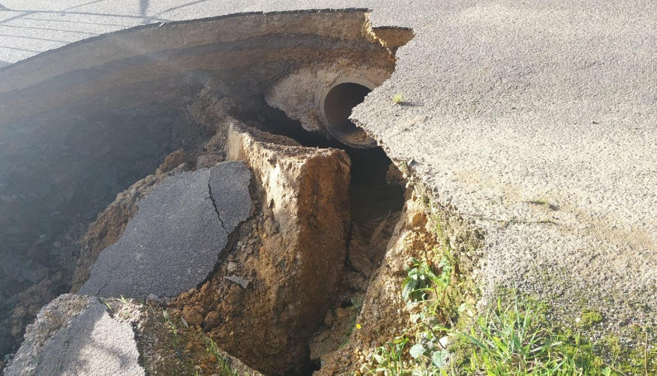 El riesgo que entraña la vía obligó a determinar su cierre indefinido