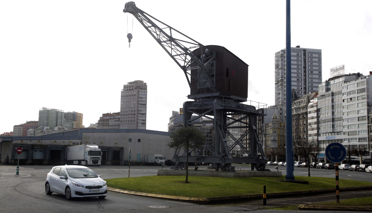 Grúa número 6 del puerto de A Coruña