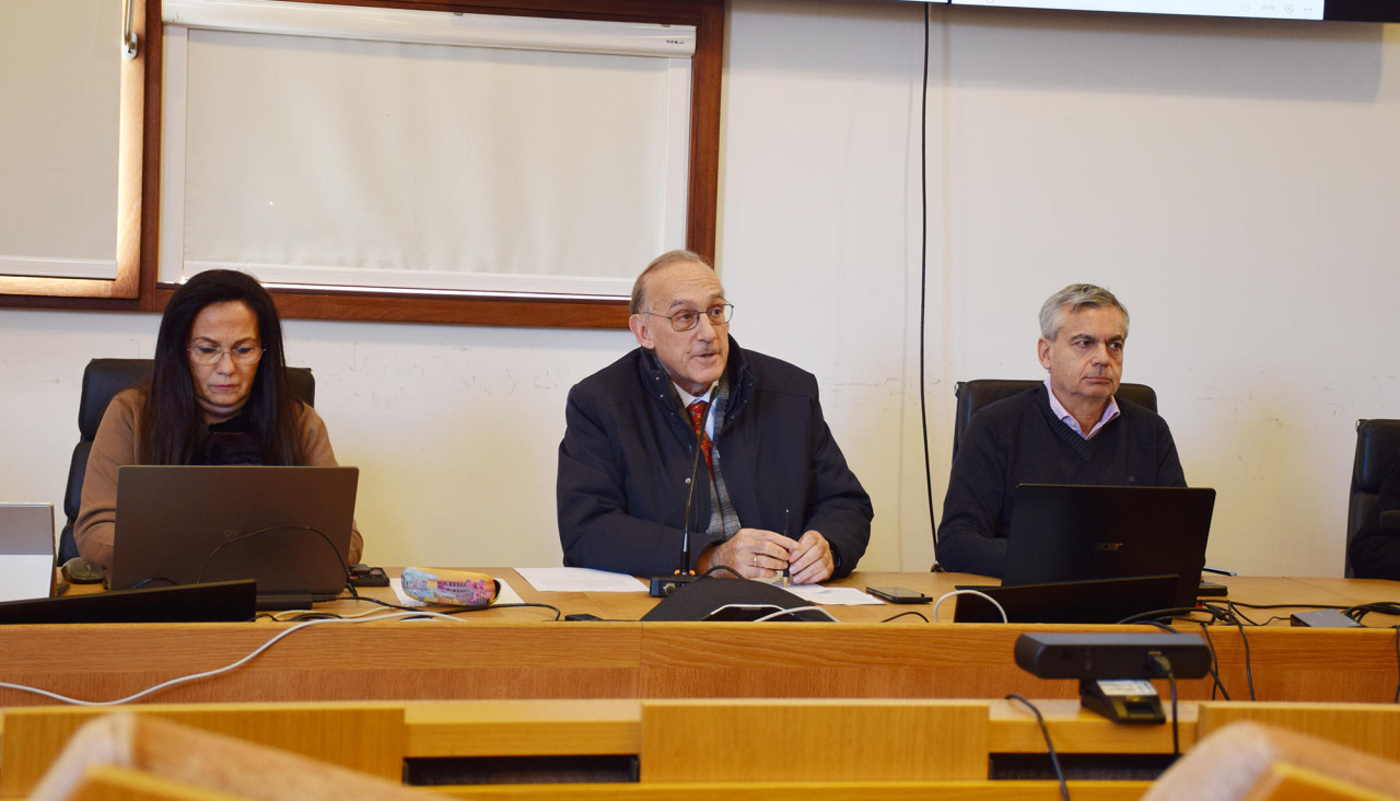 La UVigo celebró esta mañana una reunión del Consello de Goberno