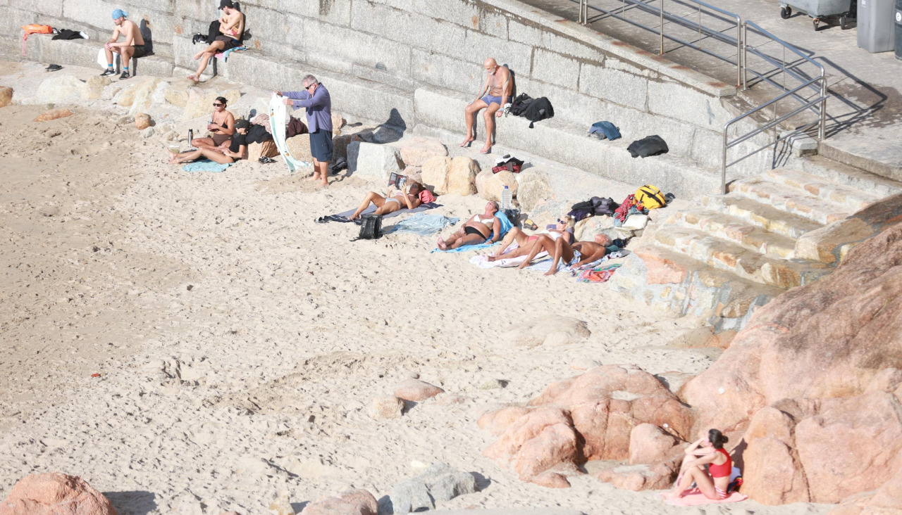 Los coruñeses, ayer, aprovecharon los últimos rayos de sol del año