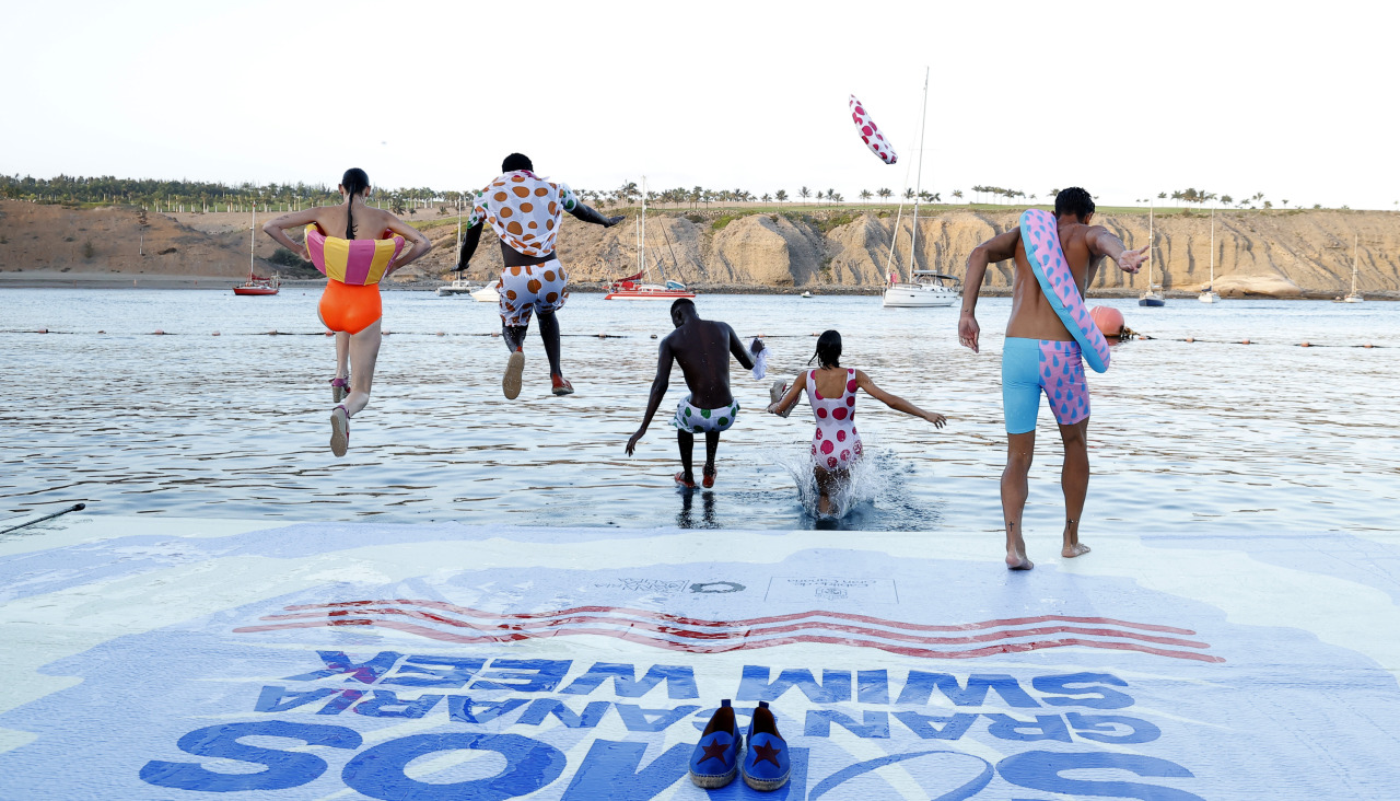 Ambiente del Gran Canaria Swim Week by Moda Cálida, con diseños de Agatha Ruiz de la Prada