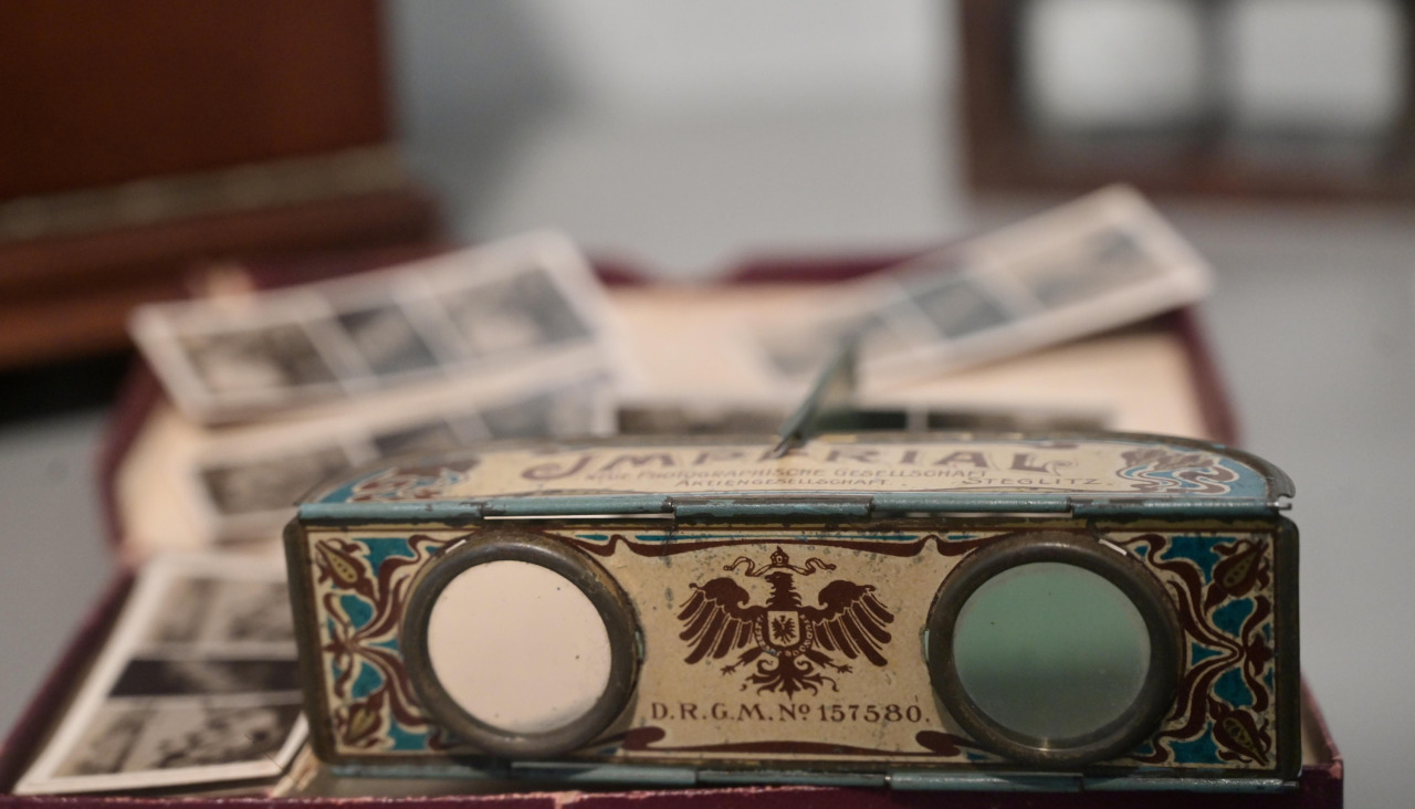 Uno de los visores para ver las fotografías estereoscópicas