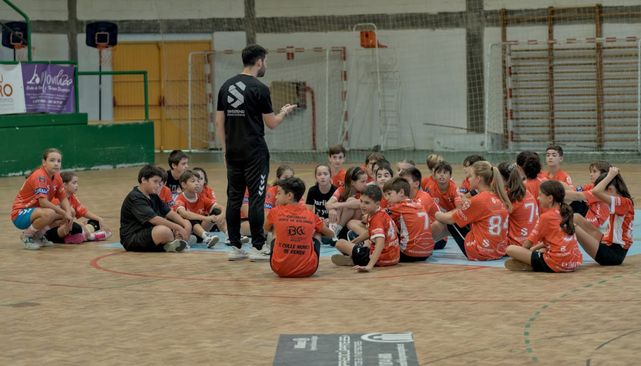 La entidad deportiva cullerdense está integrada por deportistas de categorías desde benjamín a sénior