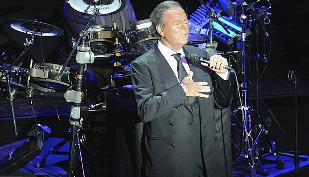 Julio Iglesias