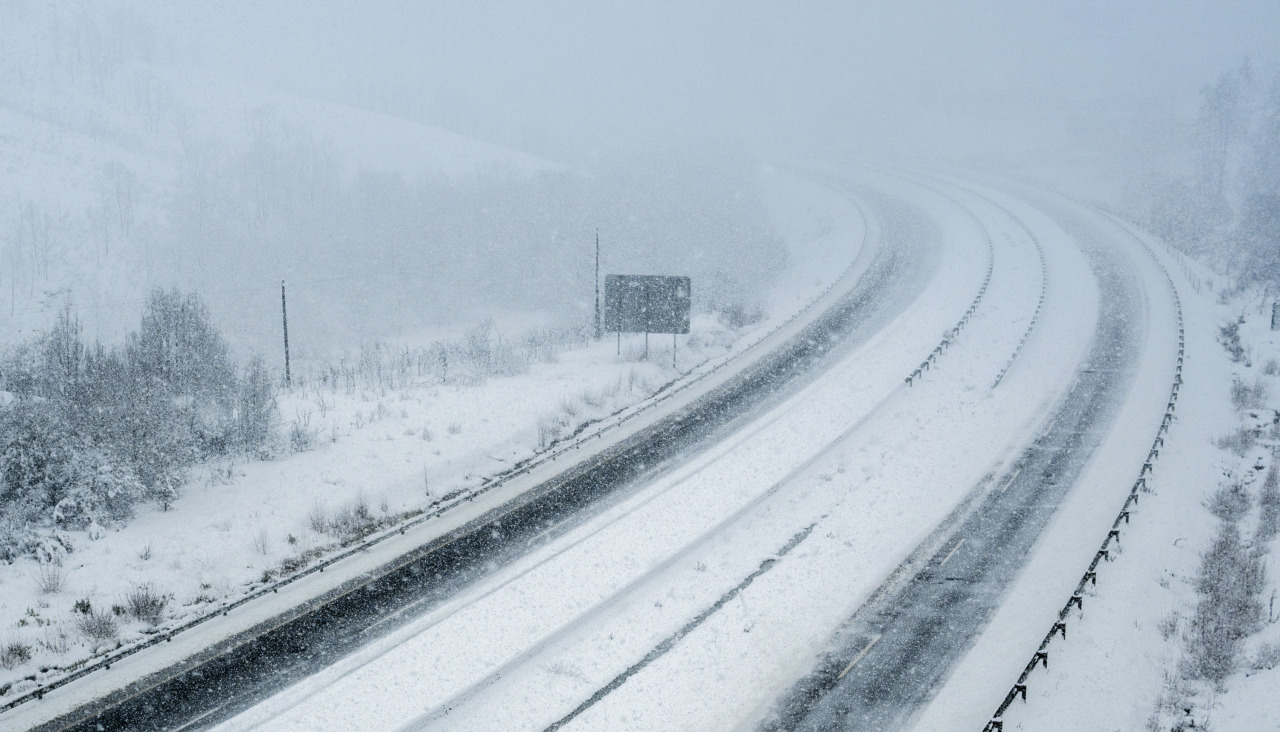 Nieve en A Gudiña al paso del temporal Ingrid