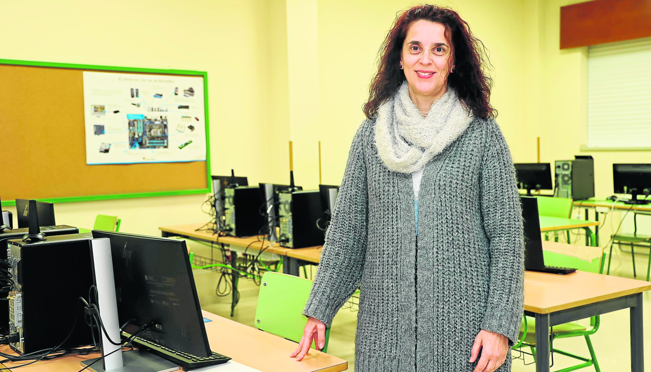 Fina Paulos, en Coristanco, donde impartió un curso formativo