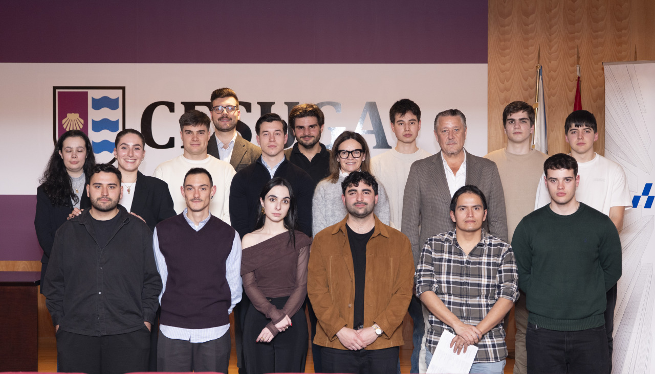 Alumnos de Cesuga en el acto de clausura