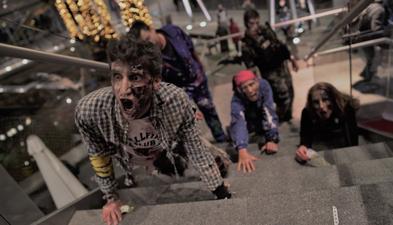 Zombies en un centro comercial