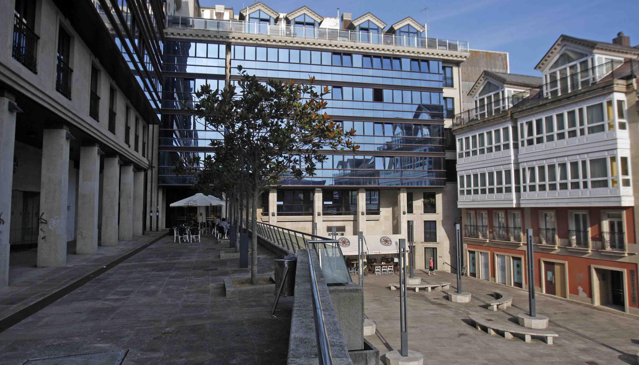 Edificios y la plaza central del Papagayo, en una imagen de 2018