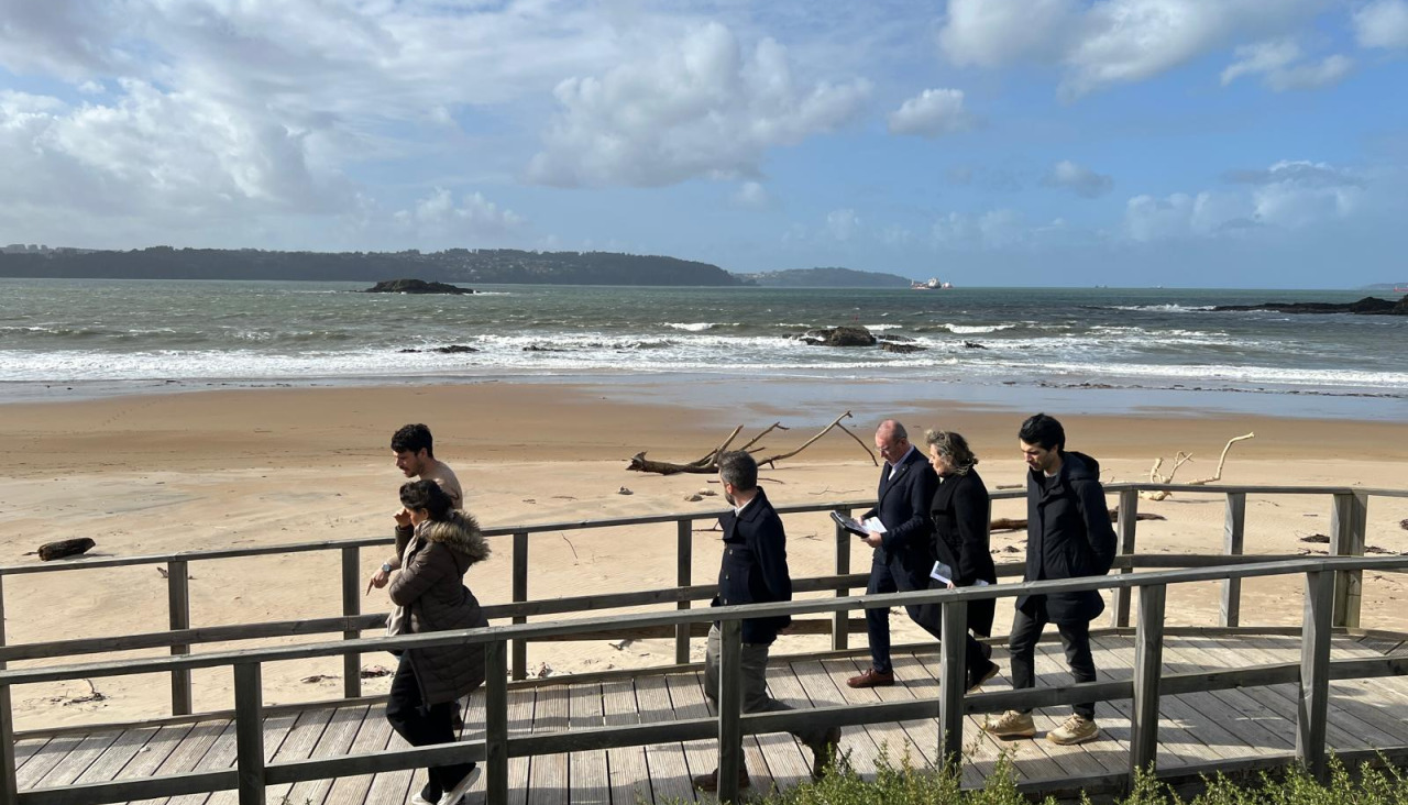 El alcalde, Manuel Vázquez Faraldo, y el edil José Manuel Pantín, participaron en el acto de recepción de las obras