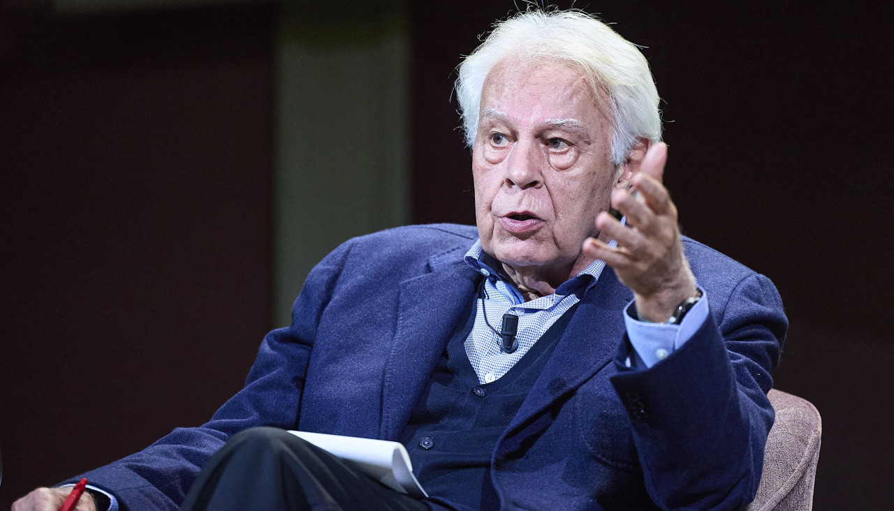 Felipe González