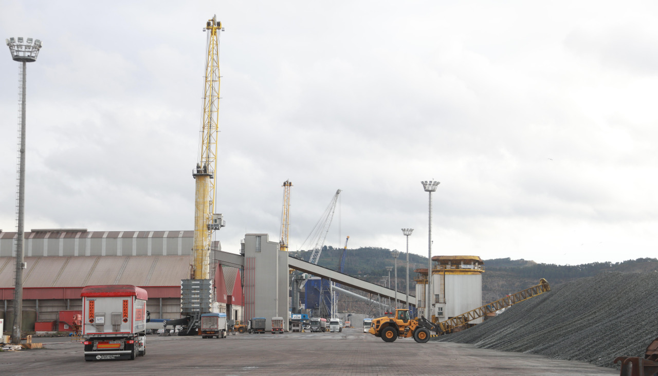 Vista del muelle del Puerto Exterior de Langosteira 