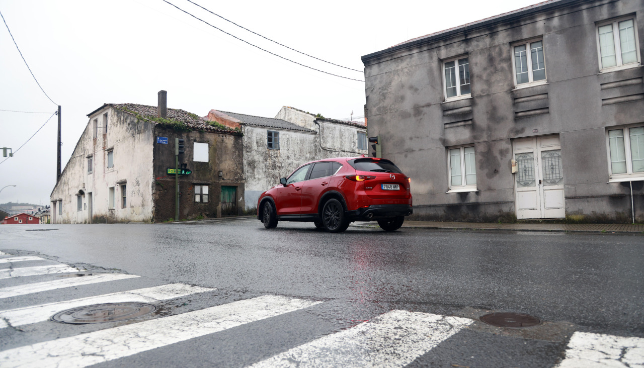 El cruce de la travesía de Arteixo hacia Morás