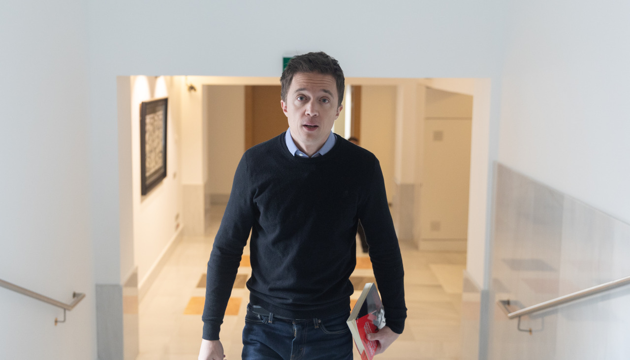 Íñigo Errejón, a su llegada a una conferencia en el Congreso en diciembre de 2023 
