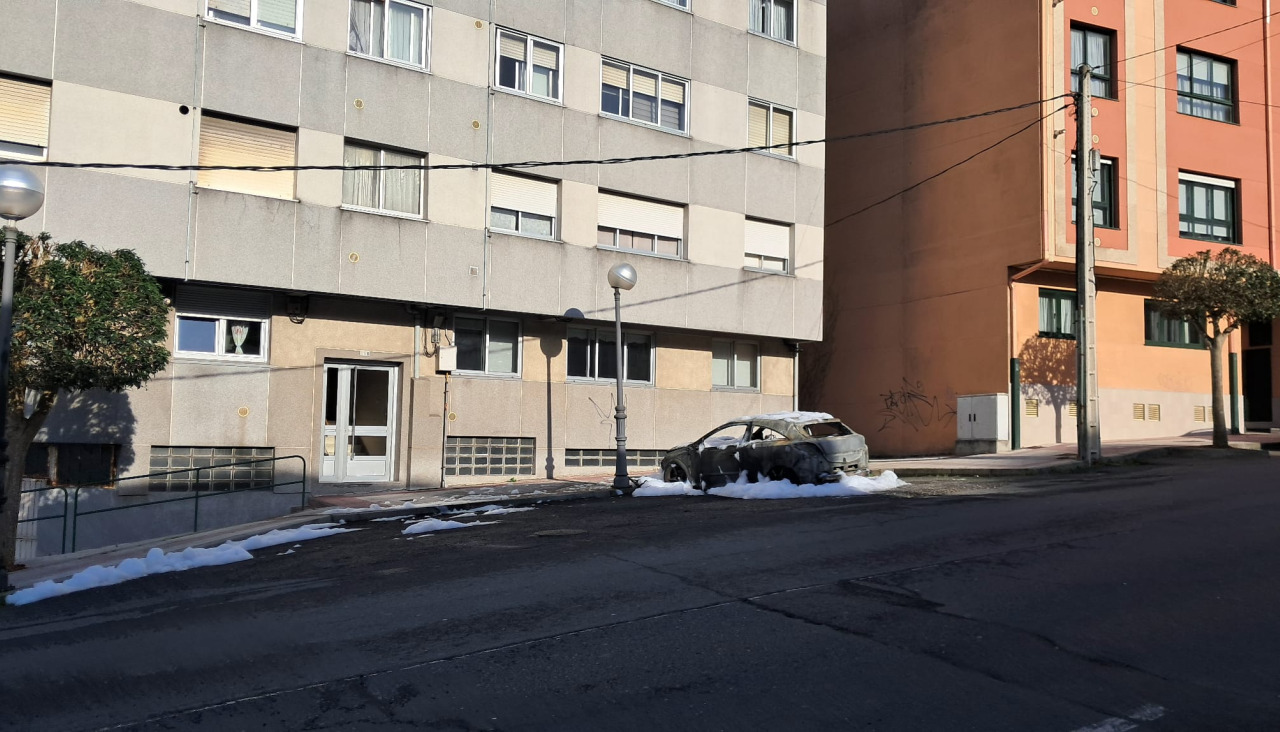 Incendio coches Arteixo