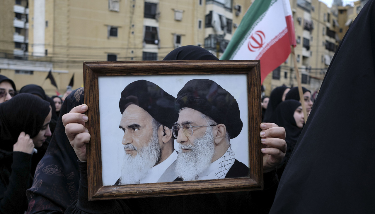 Miles de simpatizantes del grupo chií libanés Hizbulá este domingo