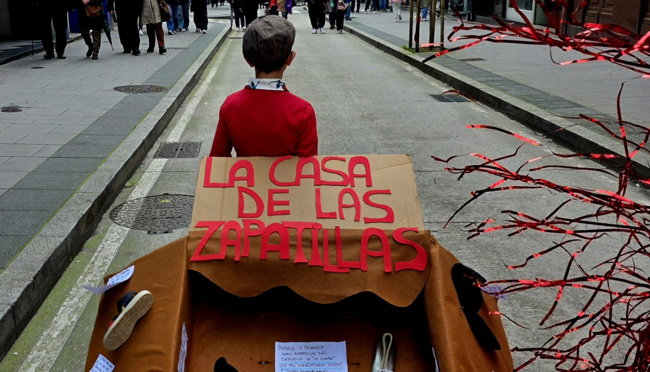 La Casa de las Zapatillas (2)