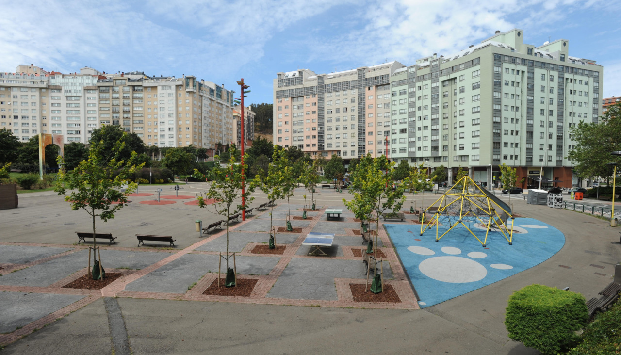 Vista de la plaza Elíptica, en el barrio de Los Rosales, en una imagen de 2019