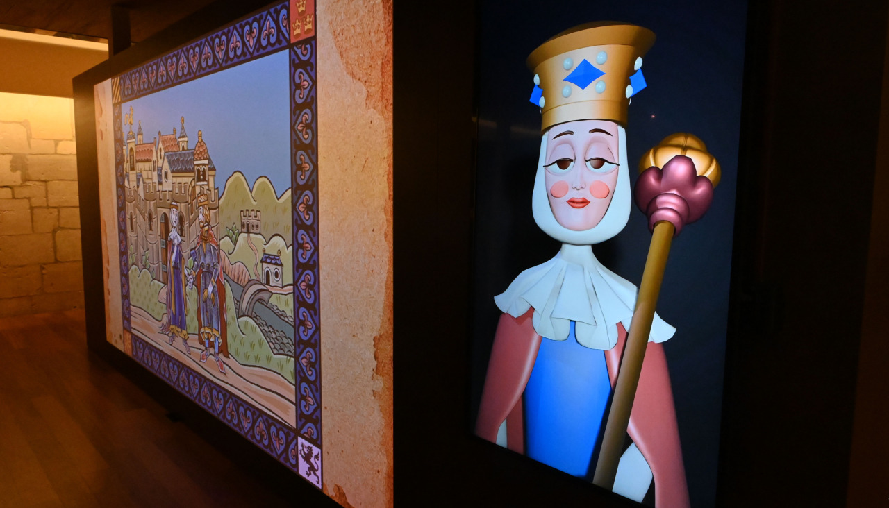 Ilustraciones de la muestra sobre la reina Urraca en el Museo San Isidoro de León