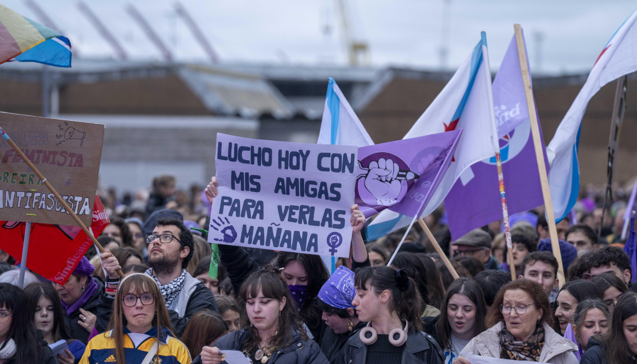 Miles de personas salieron a la calle por el Día de la Mujer