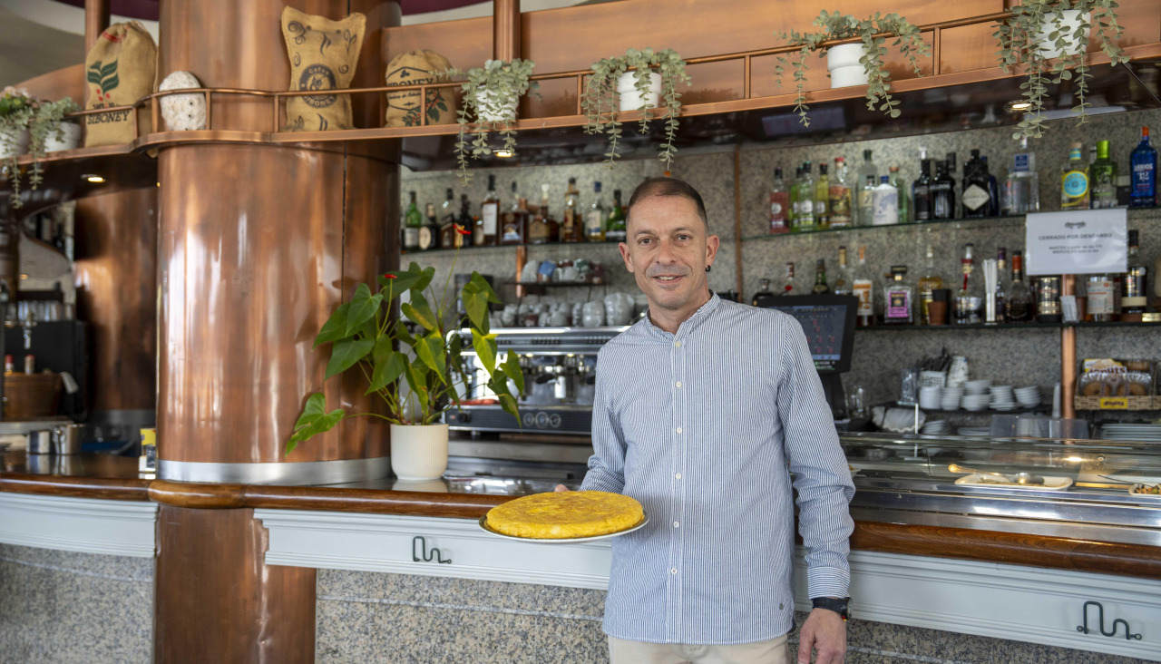 La tortilla es una de las tapas estrella de Preludio junto a calamares o croquetas