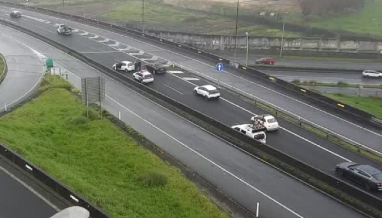 Accidente a la salida de la autopista AP-9