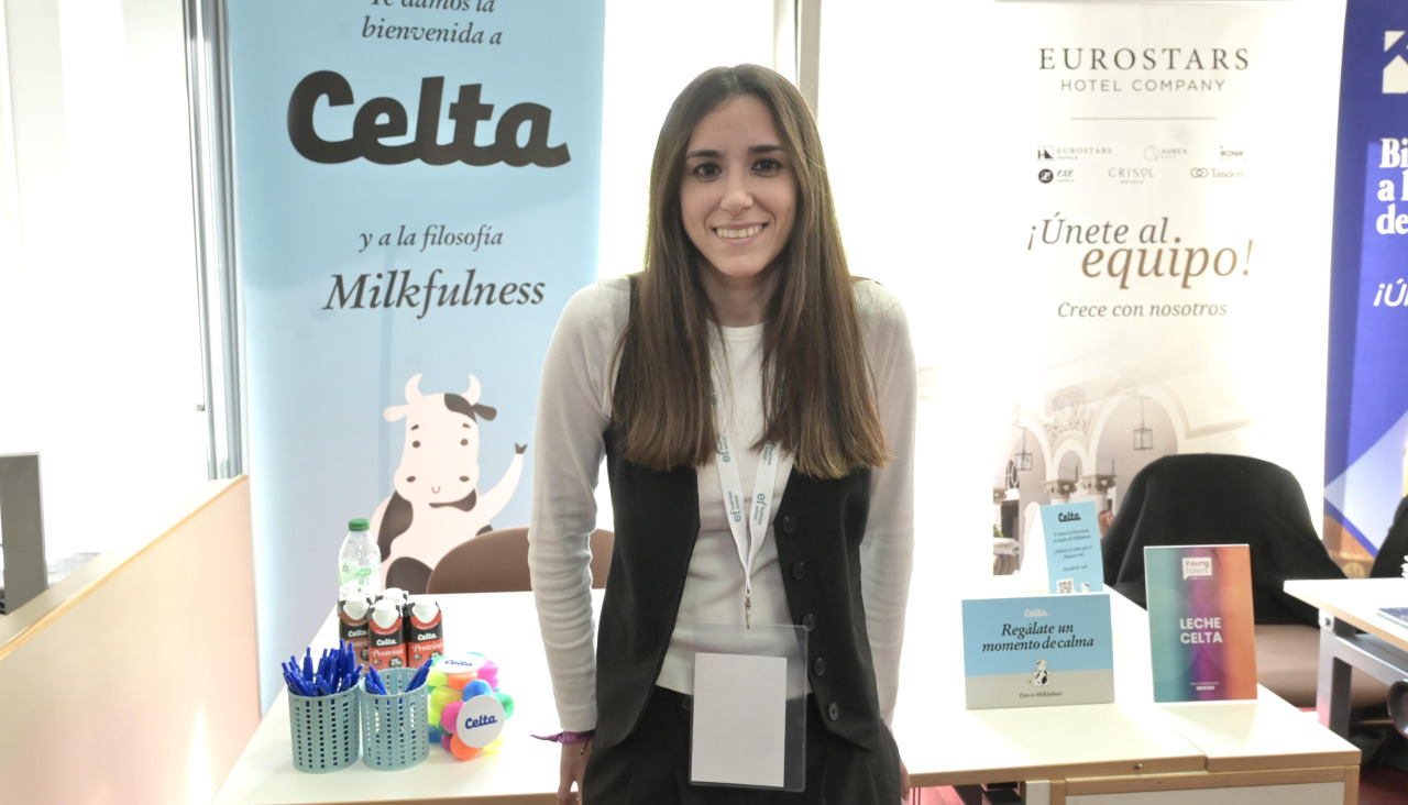 Mila Aneiros, en el stand de su empresa esta mañana