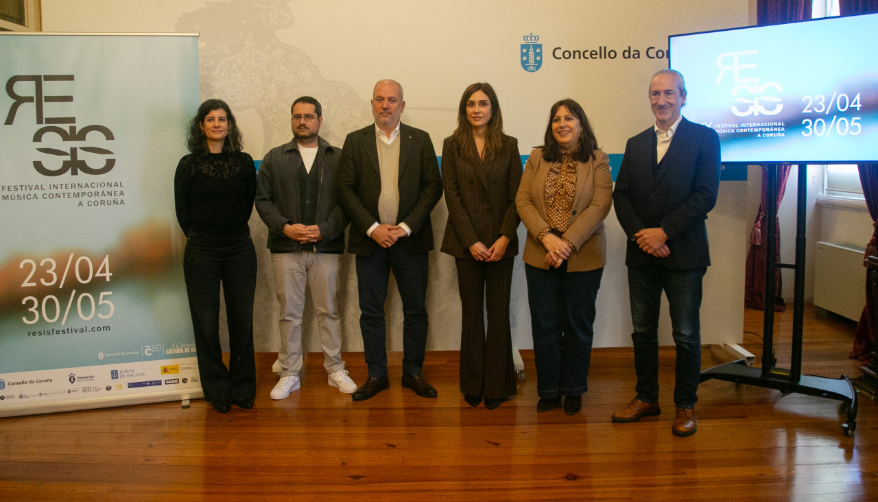 Un momento de la presentación del festival Resis en María Pita