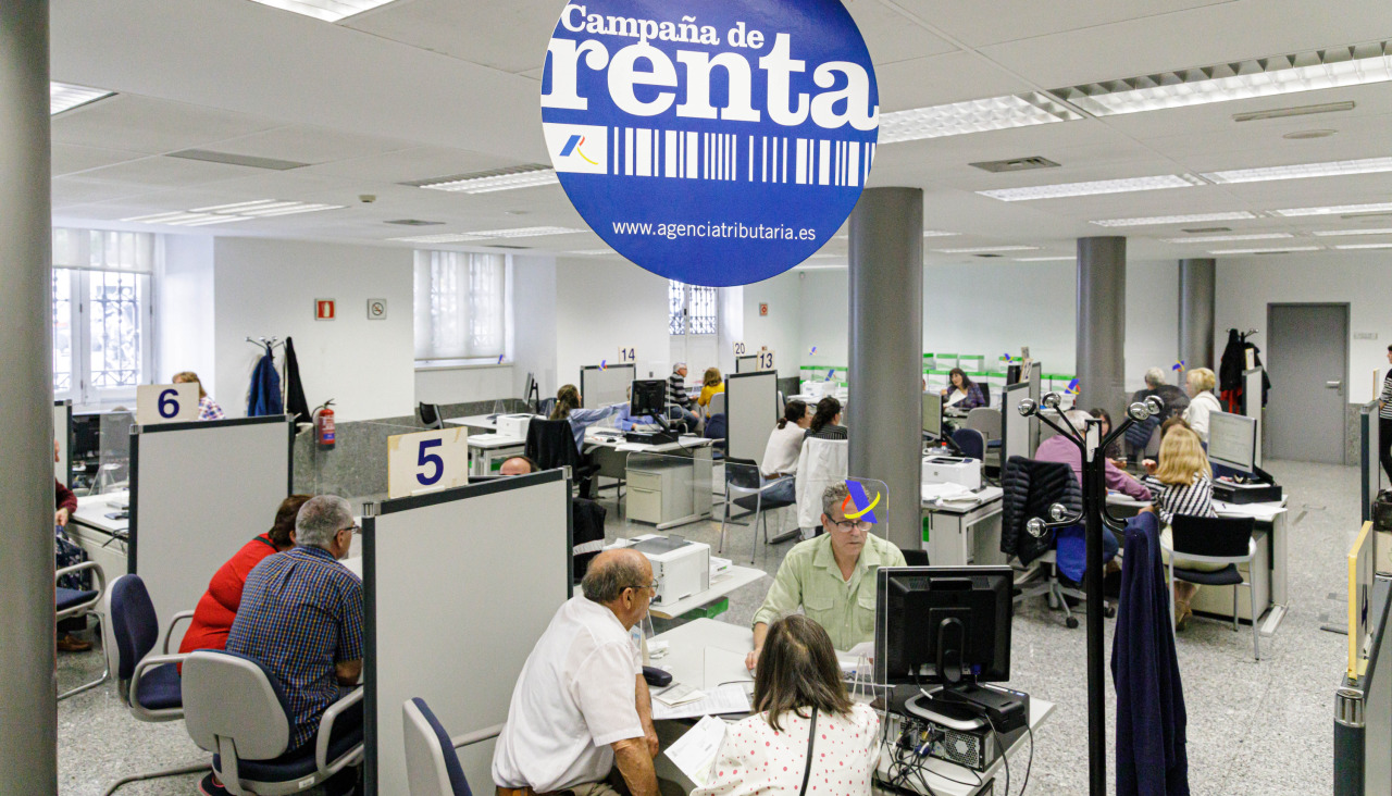 Oficina de la Agencia Tributaria durante una campaña de la Declaración de la Renta
