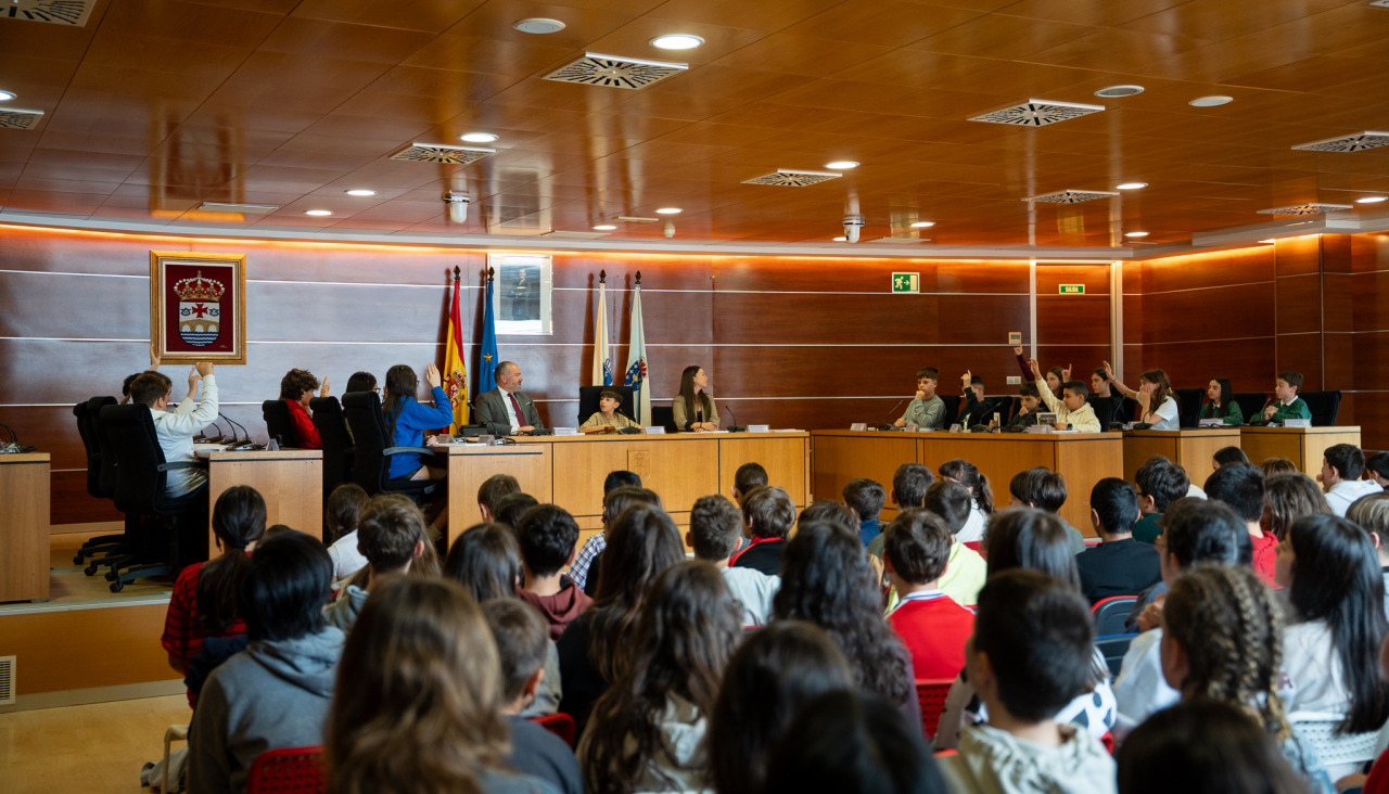 Pleno infantil en el concello de Culleredo