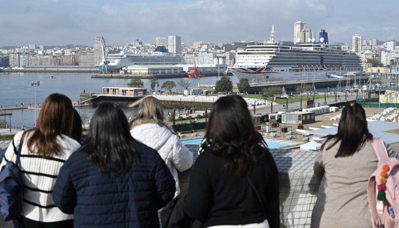 Triple escala cruceros