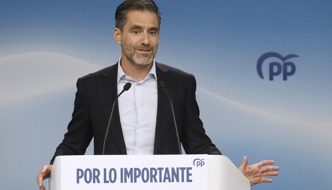 Borja Sémper comparece en rueda de prensa