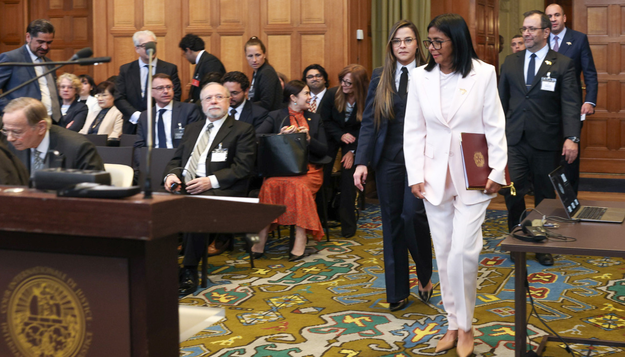 Delcy Rodríguez llega a la Corte Internacional de Justicia