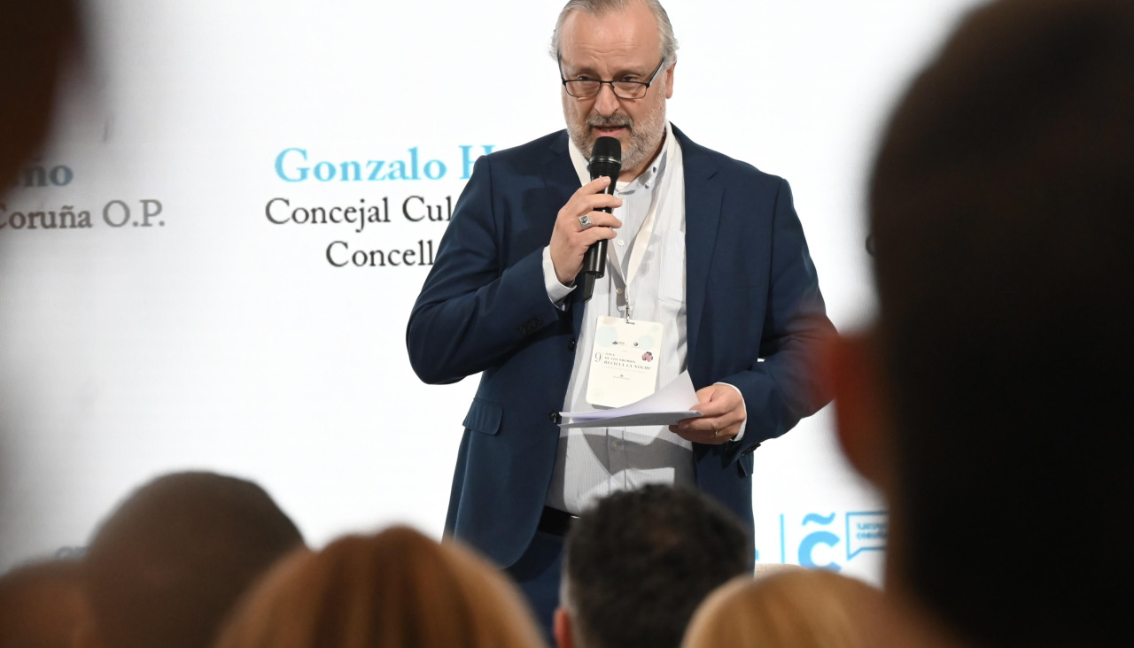 Ramón Mas, presidente de España de Noche, durante su ponencia en el Espacio Avenida Abanca
