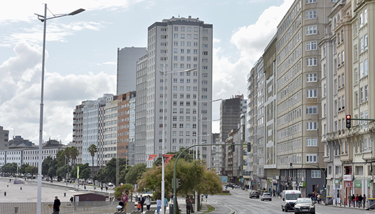 27 junio 2022 / 31 enero 2023 pÃ¡gina 9A CoruÃ±a.- El alquiler semanal de un piso frente a la playa de Riazor, el mÃ¡s caro de la provinciaAlgunas de las viviendas frente a la playa de Riazor, en A CoruÃ±a