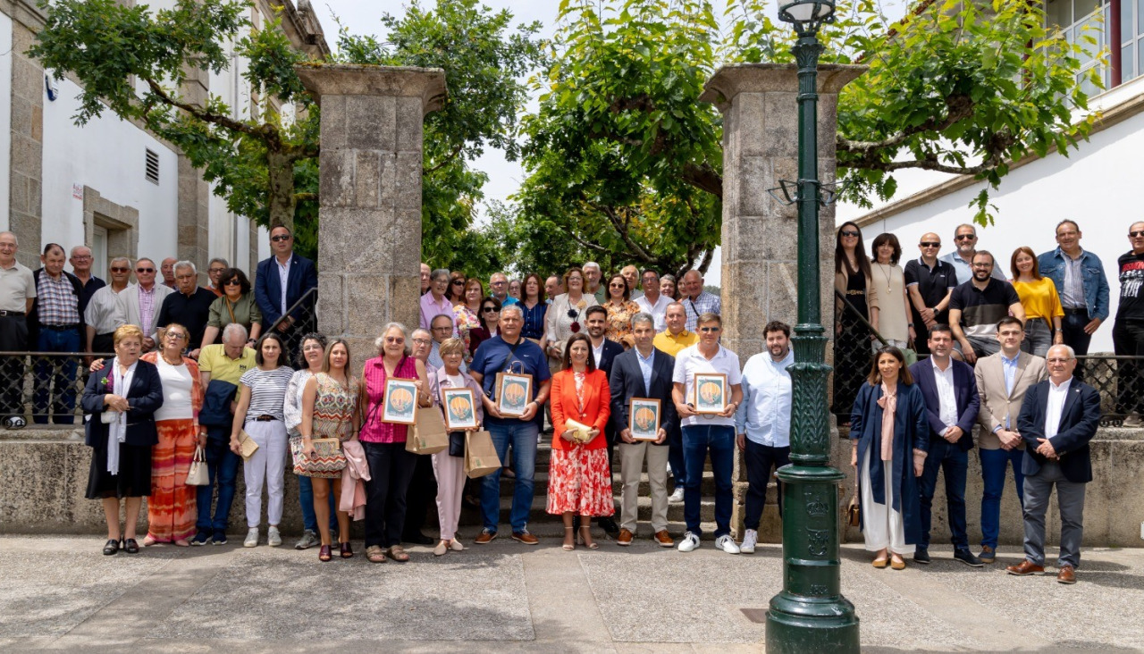 El Ayuntamiento de Betanzos reconoció a los empleados municipales que se jubiliaron durante este año con motivo del Día de Santa Rita