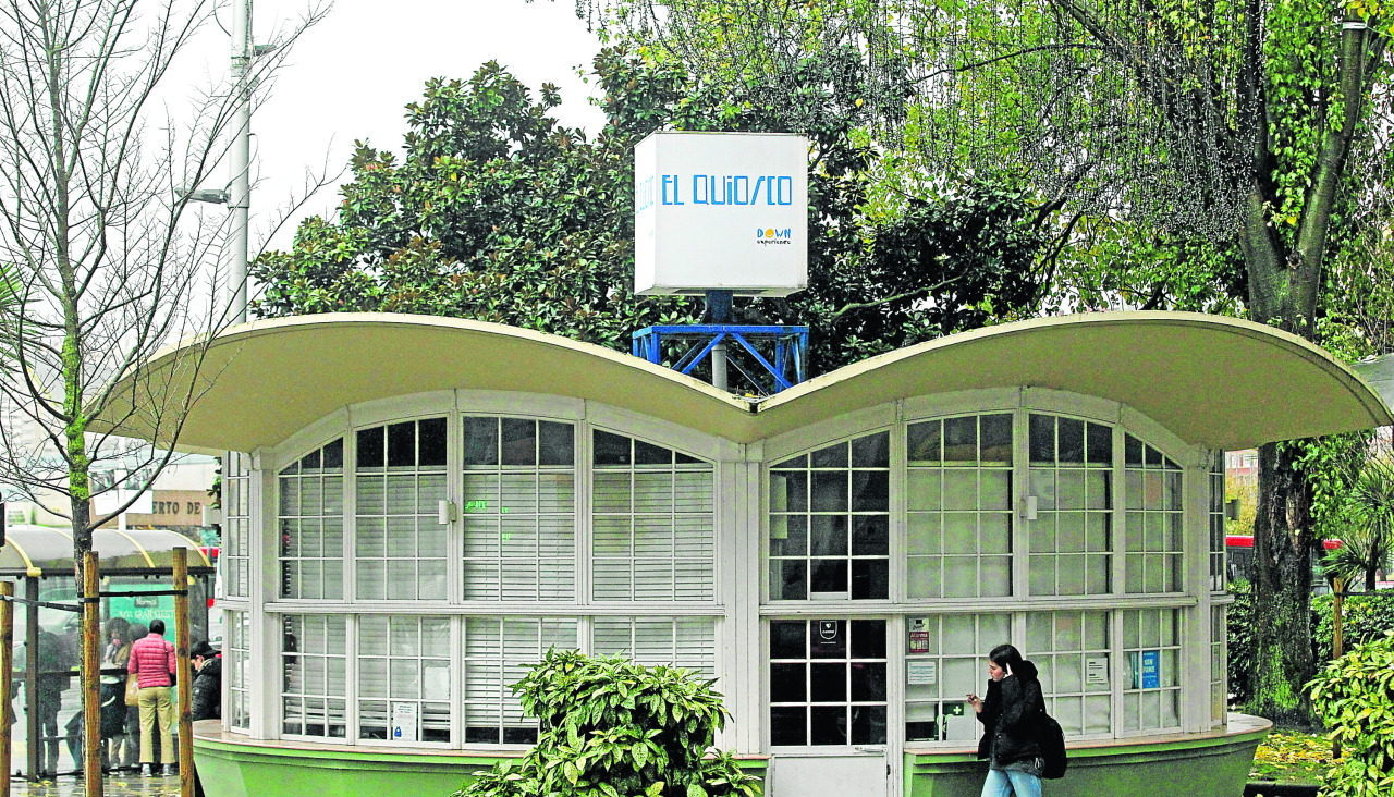 El quiosco en la plaza de Ourense